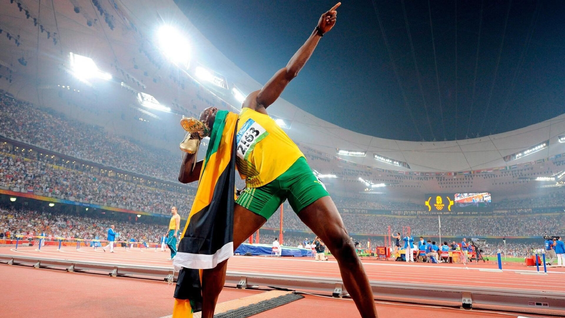 保利娜·普费夫完美入水赢得喝彩,保加利亚普罗夫迪夫音乐舞蹈美术学院